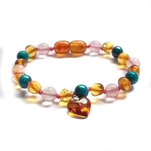 Pulsera Unisex modelo Balance Orgánico Miel con Dije de Corazón